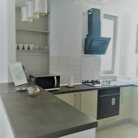 Onix Blue Suites 3 *